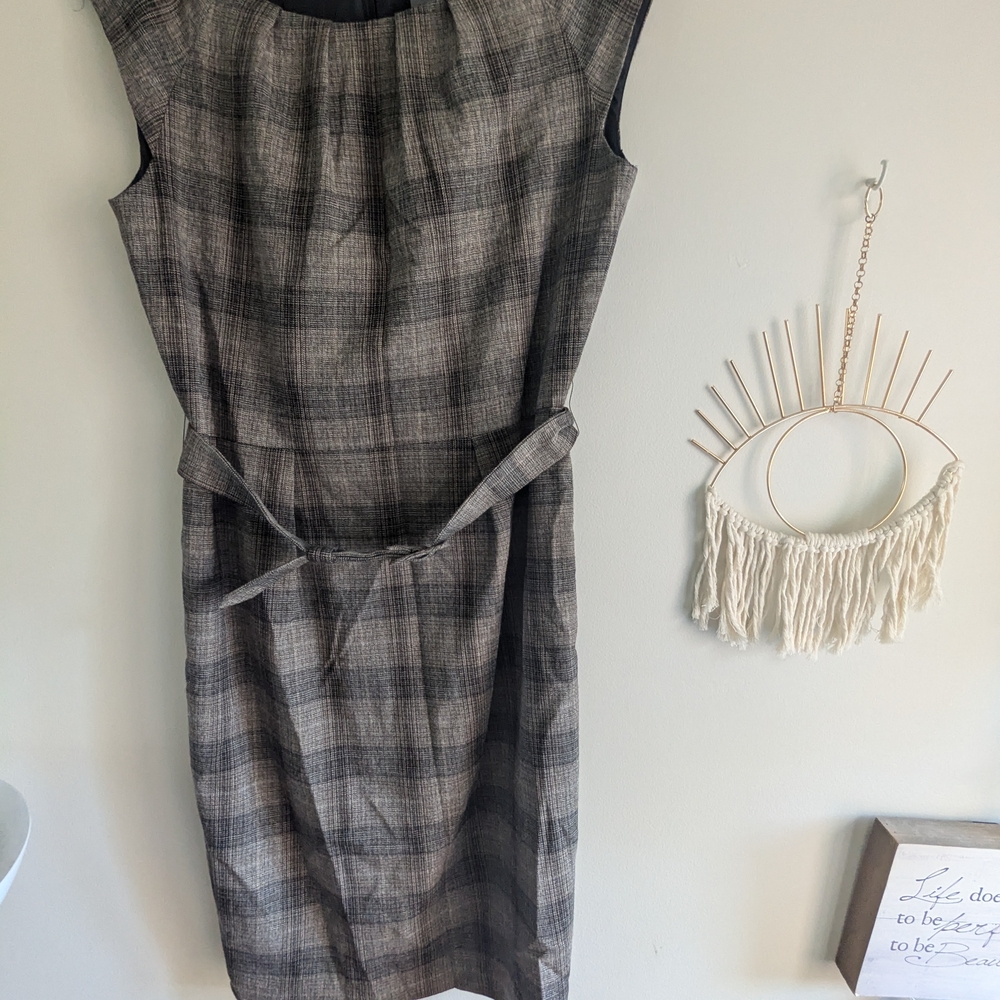 Kenneth Cole Reaction Black and Gray Plaid Midi Dress With Belt